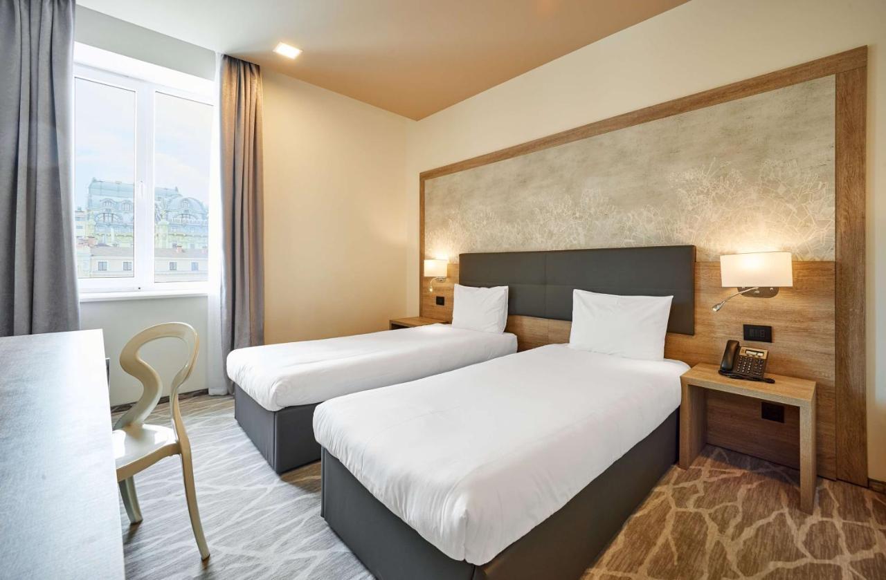 Radisson Hotel City Centre Odessa Esterno foto