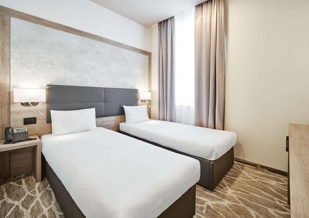 Radisson Hotel City Centre Odessa Esterno foto